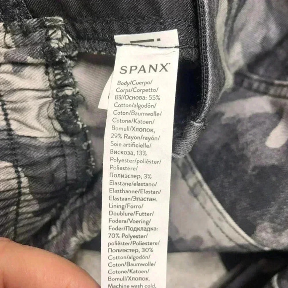 Spanx Camo Jogger Pants Black and Grey NWT NEW - Picture 10 of 14